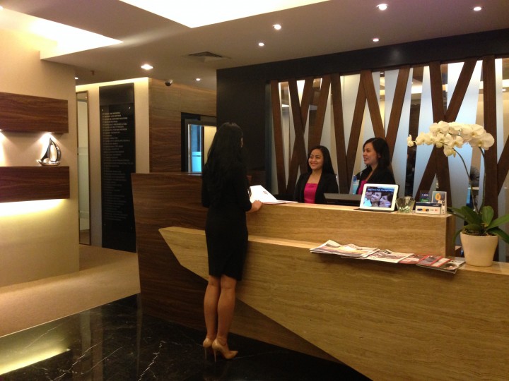 Penerjemah Mandarin Tersumpah Heru Widjaja MsC Lobby